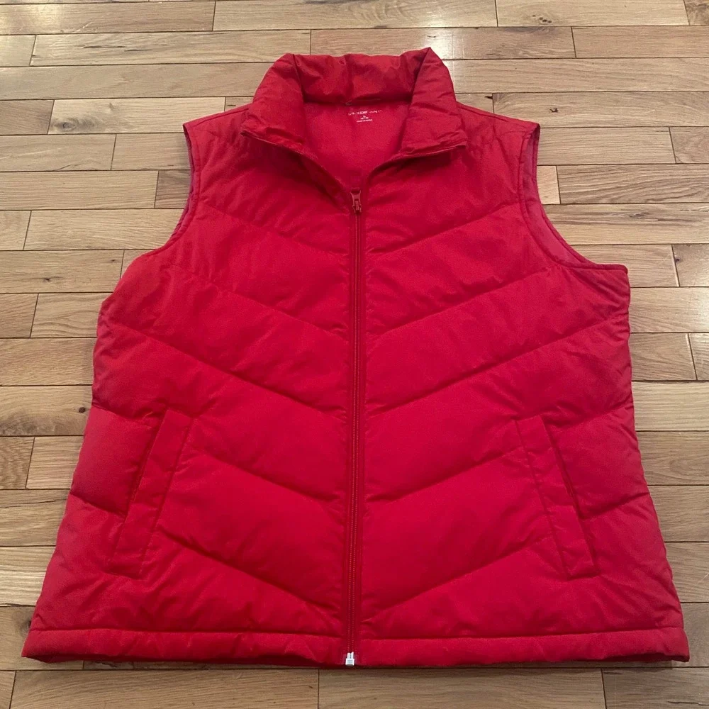 Lands End Red Puffer Vest Womens Large 14-16 Chevron Quilted Full Zip Sleeveless